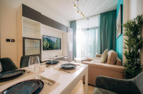 1BR Cozy and NEW brand JVC